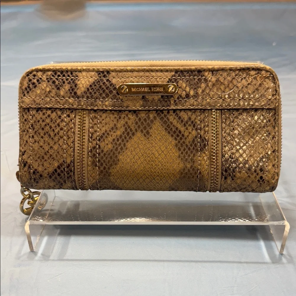 Michael Kors Tan Snake Print Wallet - Picture 1 of 8